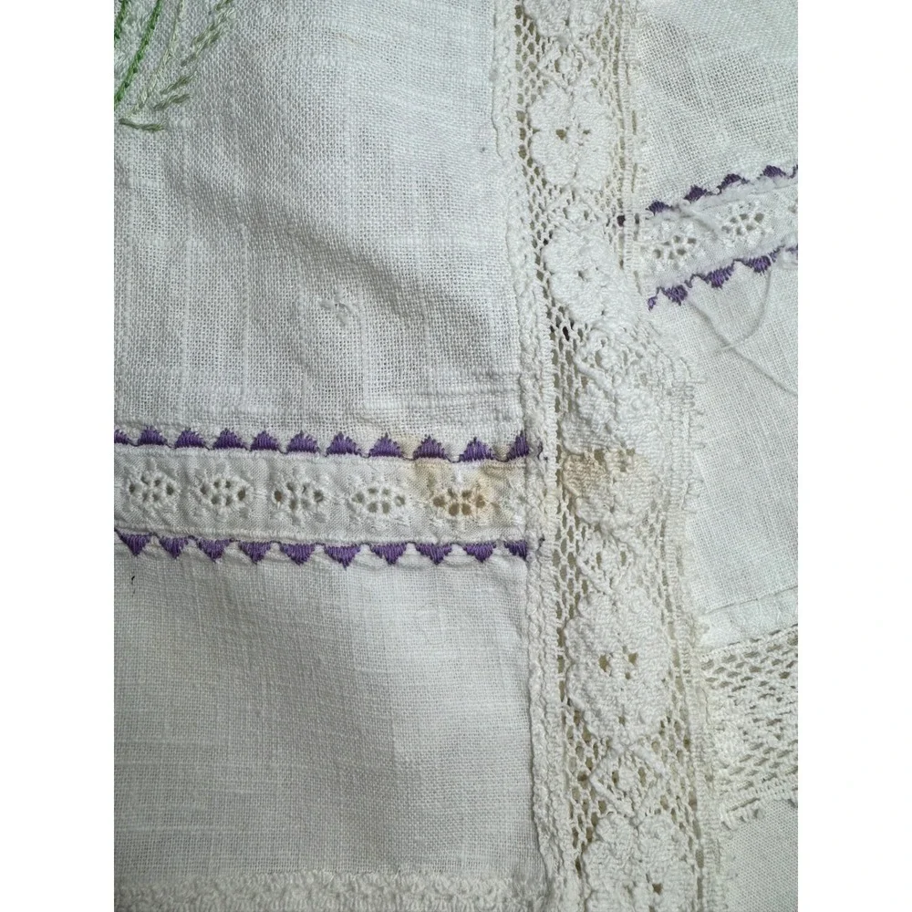 Vintage Hand Embroidered Bird Table Runner Lace Trim Floral Cockatoo‎ 48x15